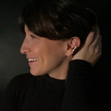 Load image into Gallery viewer, Bandshell Ear Cuff